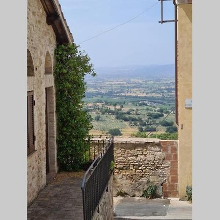 Ferienwohnung Casa Vacanze Il Mercante Montefalco Exterior foto