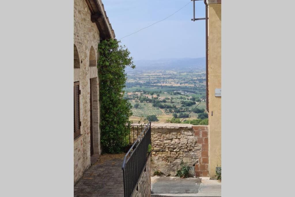 Ferienwohnung Casa Vacanze Il Mercante Montefalco Exterior foto